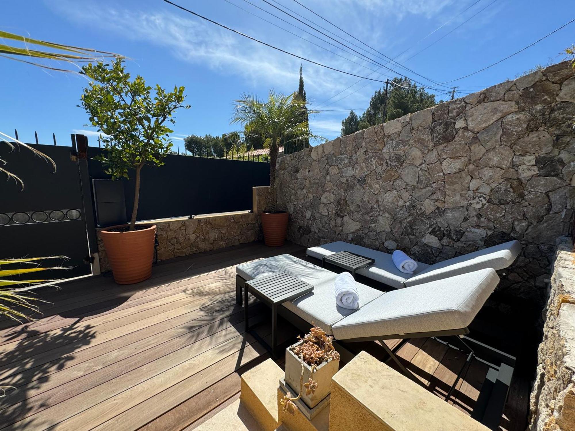 Confortable T2 Vue Mer Avec Terrasse Amenagee Et Parking Prive, Plage Et Port A Pied 사나리쉬르메르 외부 사진