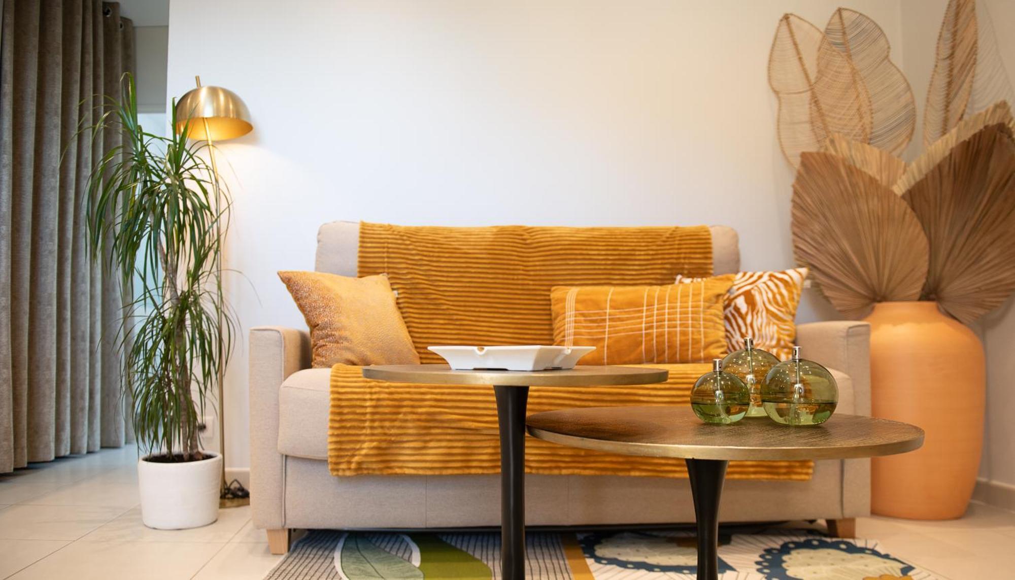 Confortable T2 Vue Mer Avec Terrasse Amenagee Et Parking Prive, Plage Et Port A Pied 사나리쉬르메르 외부 사진